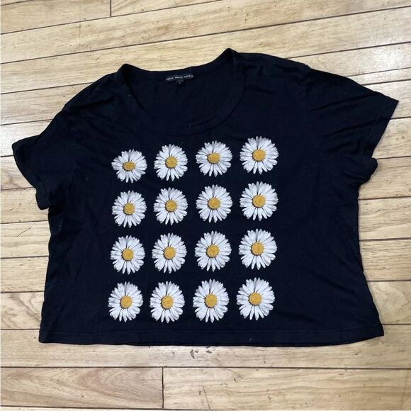TRULY MADLY DEEPLY Womens L Crop Tee Daisy Black Nature Classic Boho Basic L - Picture 4 of 16